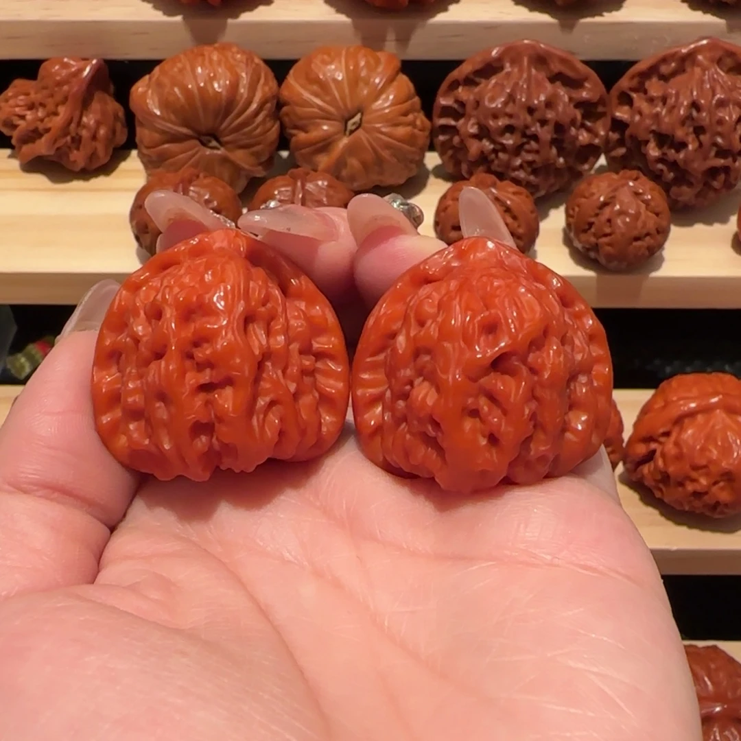 文玩核桃吊坠玉化白狮子34精品2722