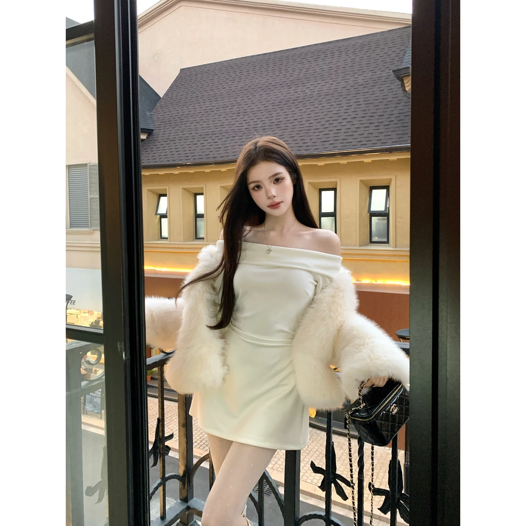 画解WAHJU【雪绒香榭】冬季一字肩设计感收腰净版白色连衣裙0007W