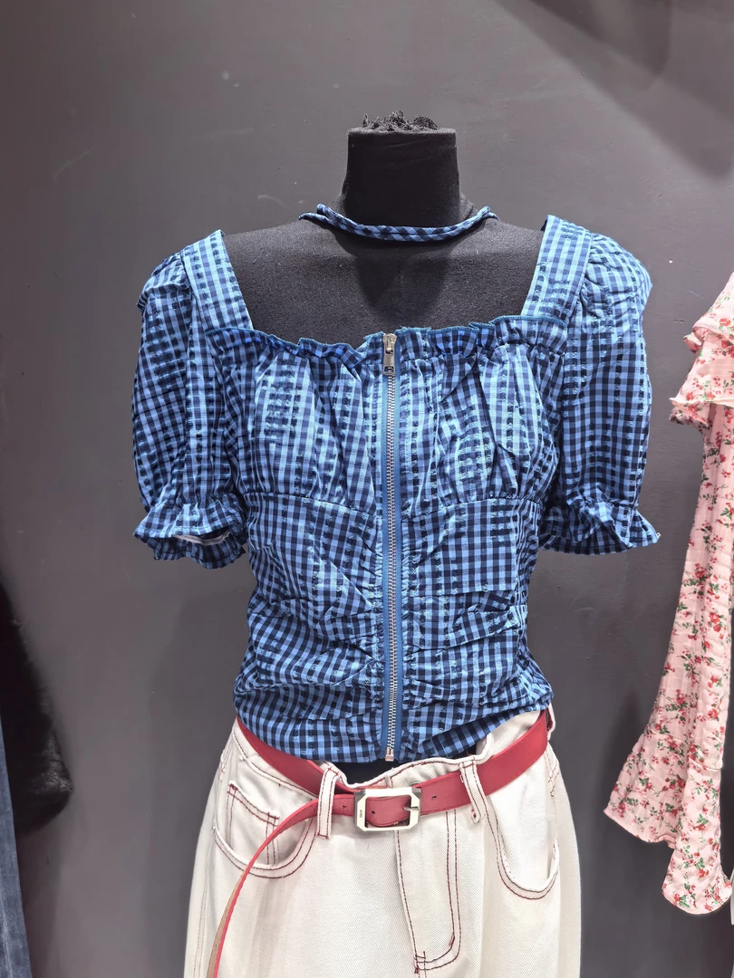 （發發）法式方领复古格子拉链泡泡袖上衣