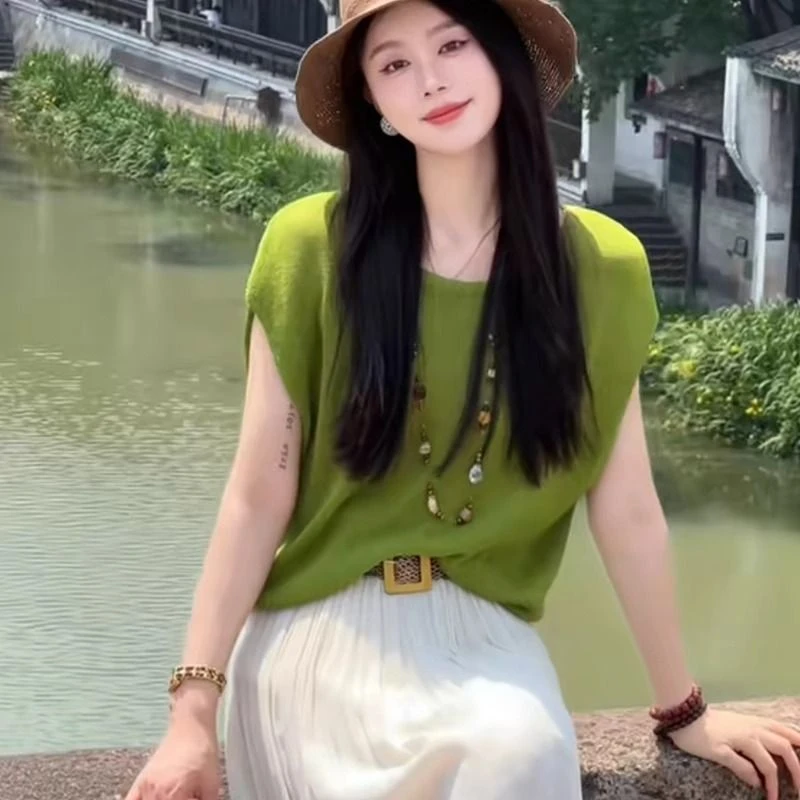 新款时尚纯色圆领露背短袖针织衫女夏季休闲设计百搭时髦上衣薄款