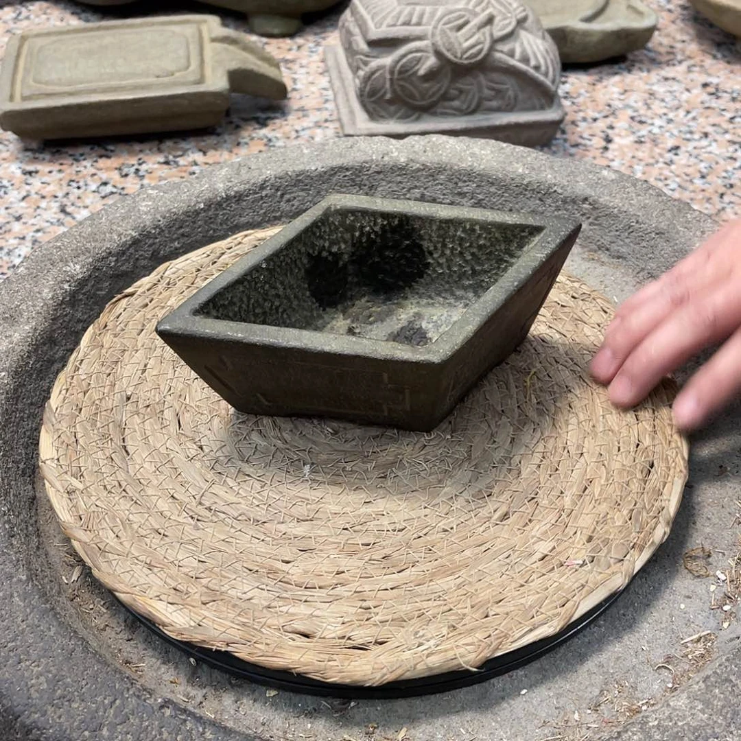 倦***爷老挝石青石石盆摆件很漂亮