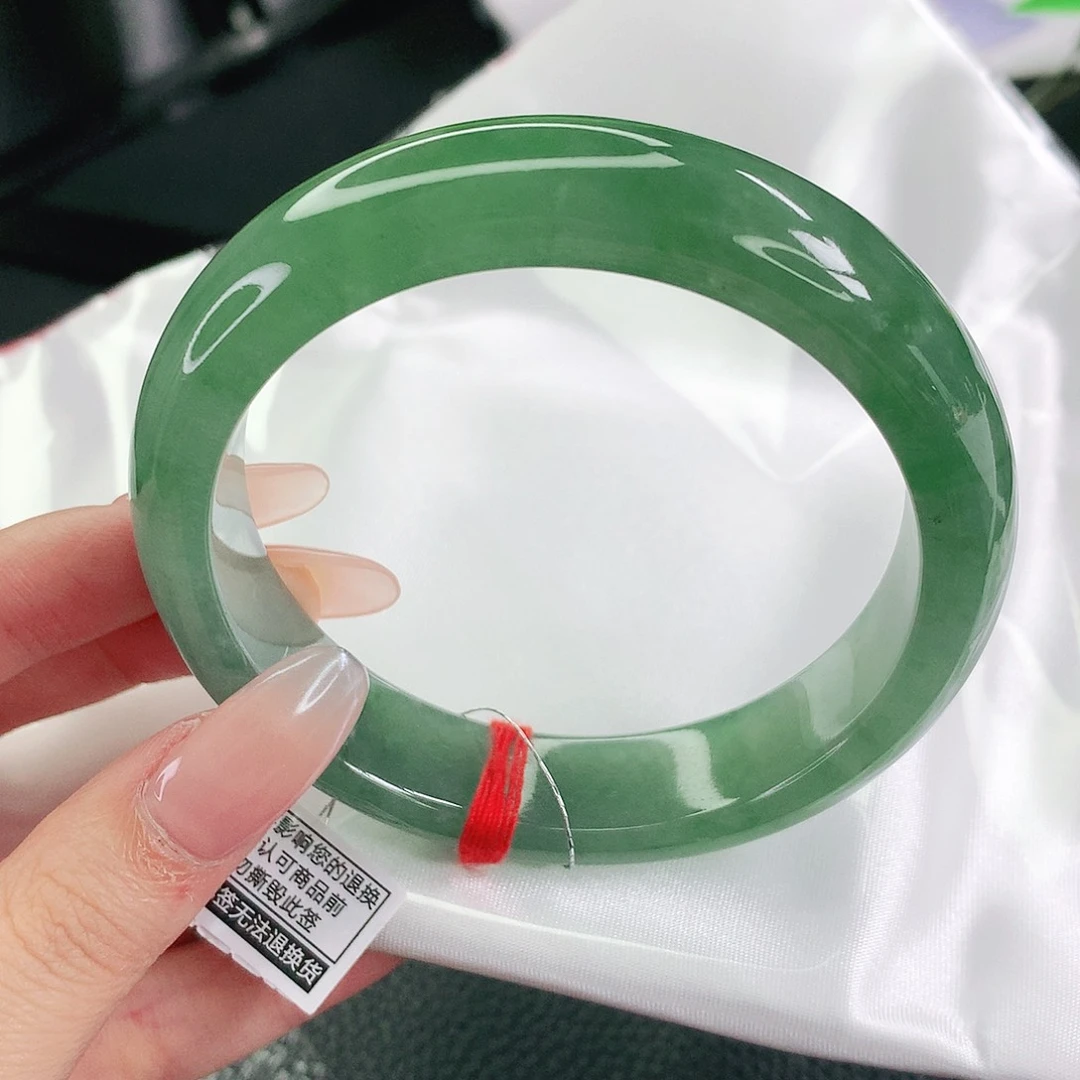 翡翠未镶嵌手镯60圈