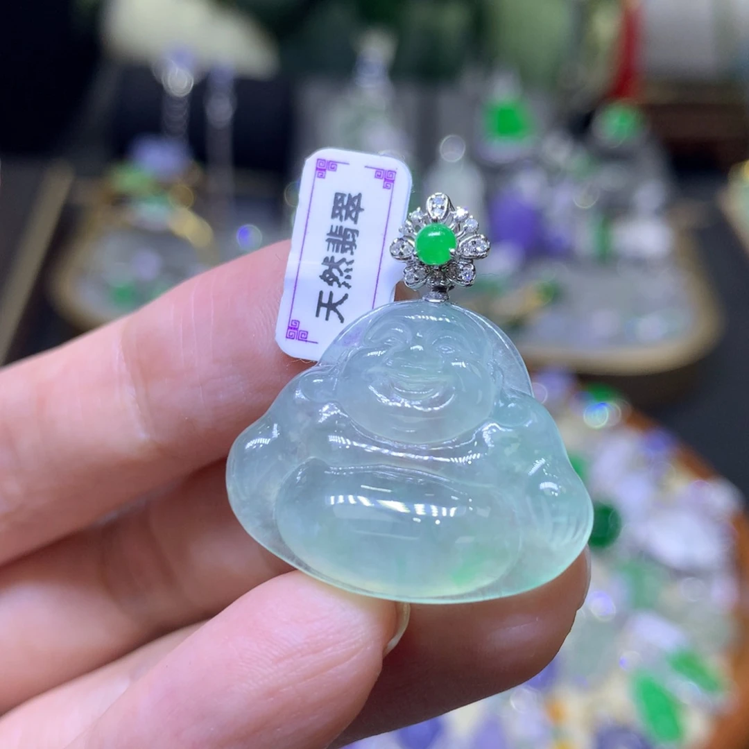 翡翠18K金镶嵌颈饰翡翠吊坠项链