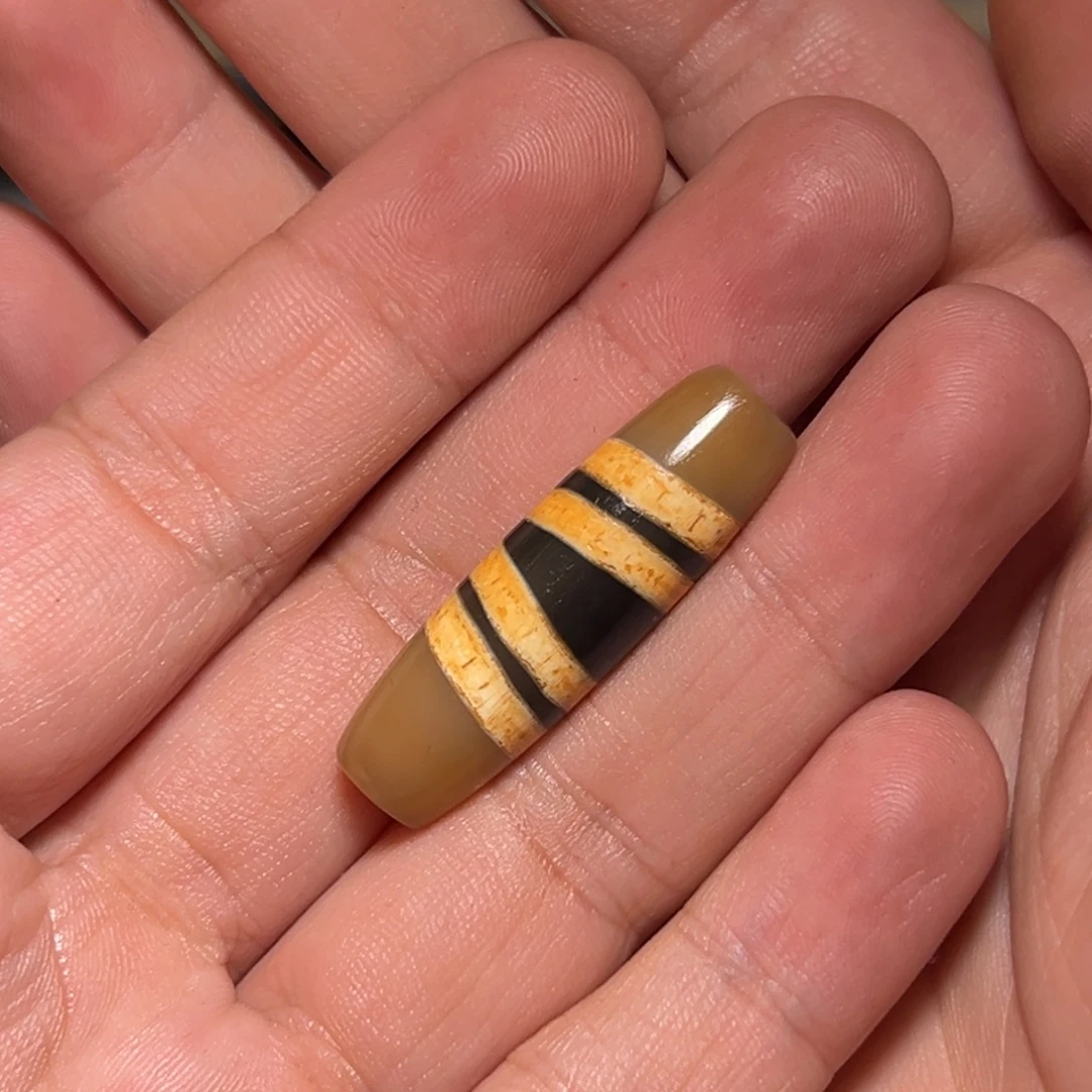 玛瑙/玉髓未镶嵌珠宝奇石