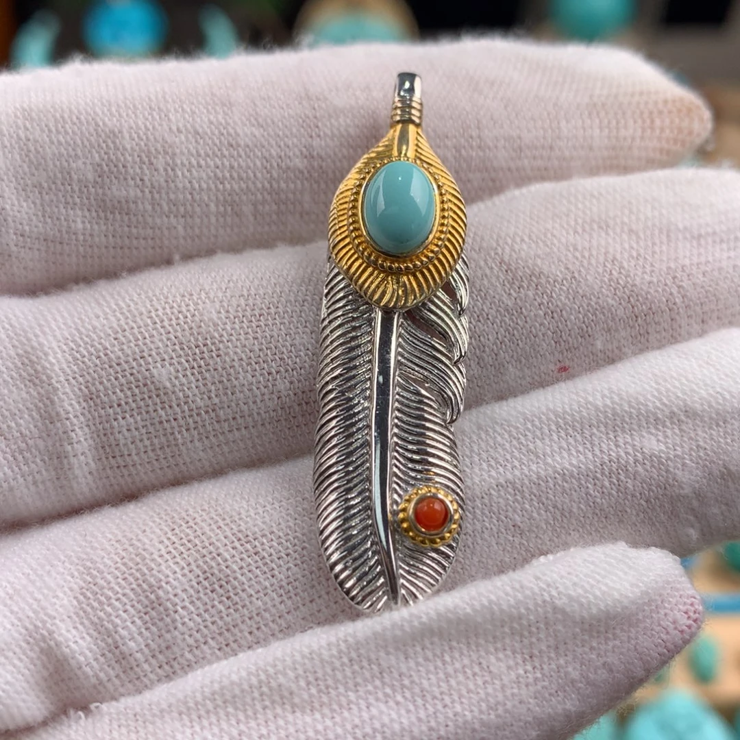 绿松石银S925镶嵌羽毛吊坠