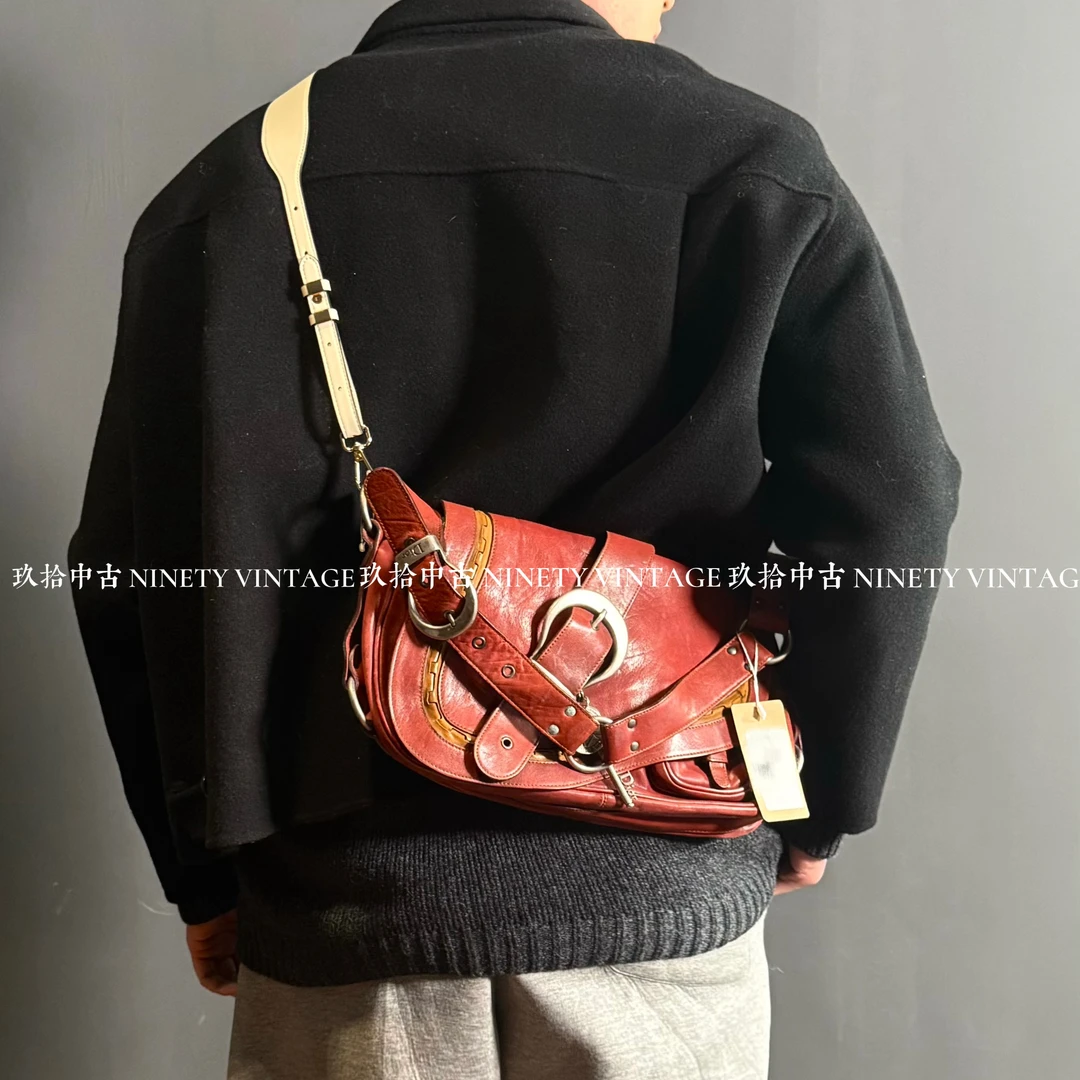 95新 DIOR/迪奥 高乔银币马鞍红色配棕色手提斜挎包男士包