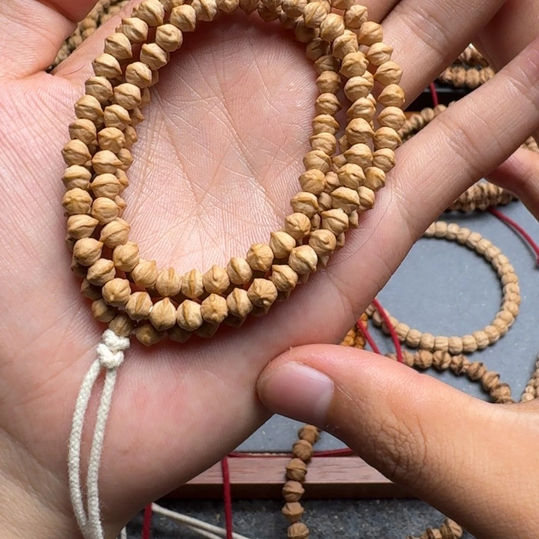 柏香籽/百香籽手串24