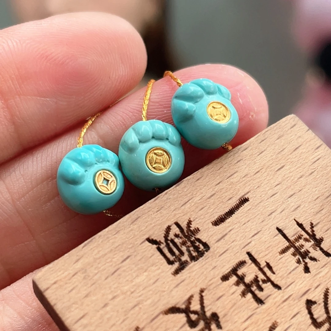 绿松石未镶嵌颈饰