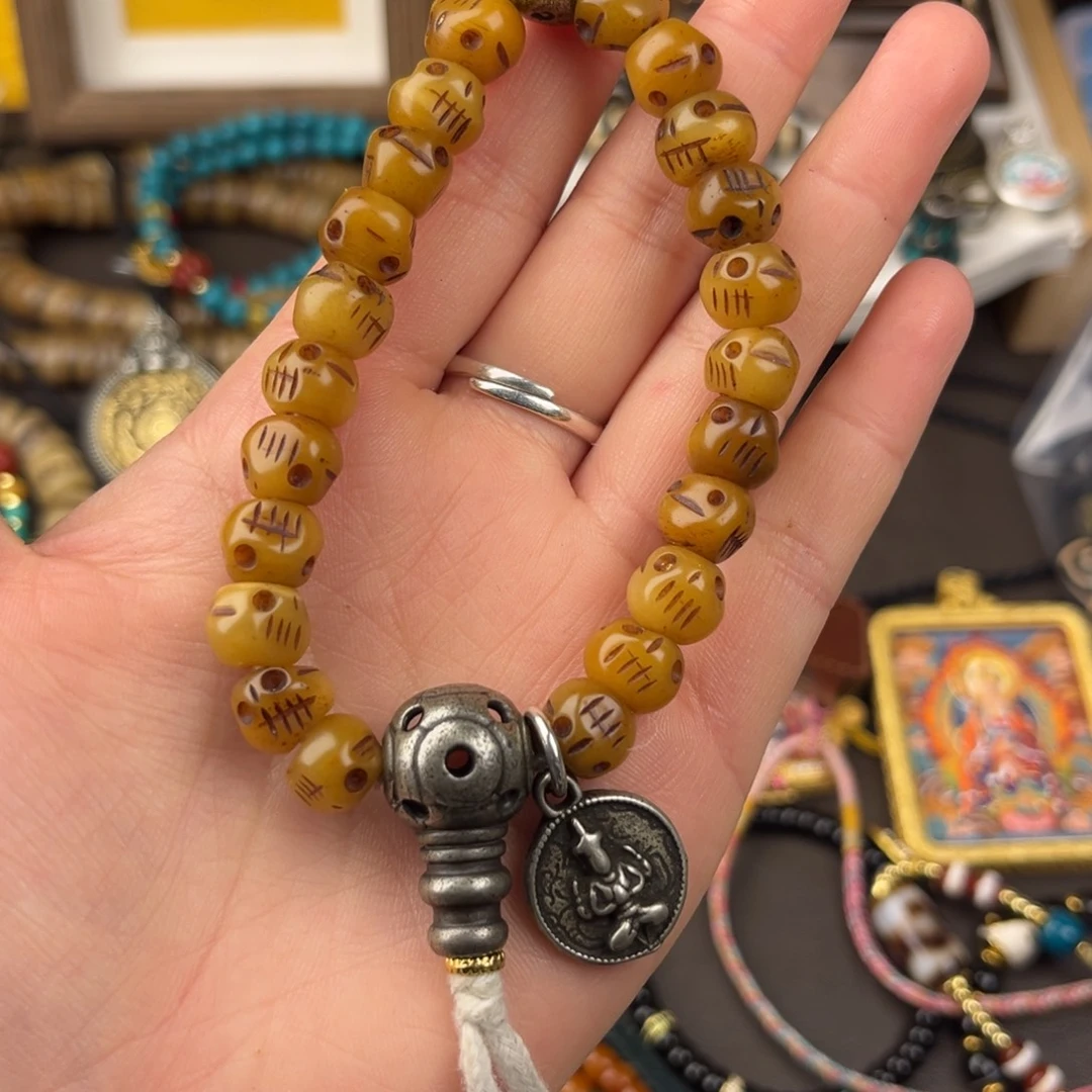 大***跑藏传嘉措梅朵手串