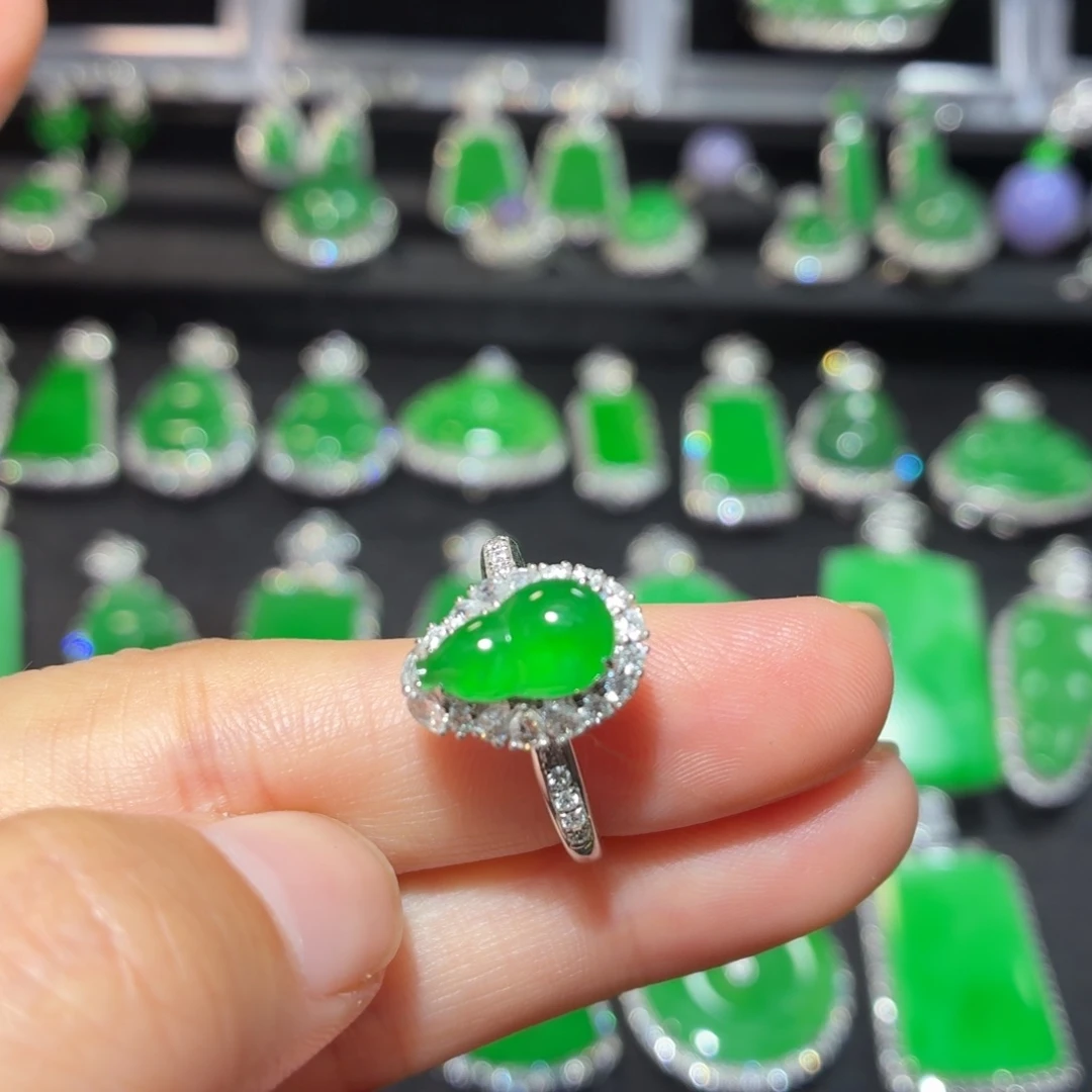 翡翠18K金镶嵌吊坠(不含链)92号