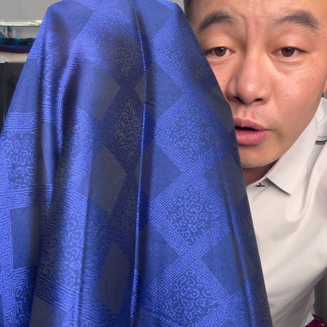 杭州丝绸米长,宽110宝蓝色