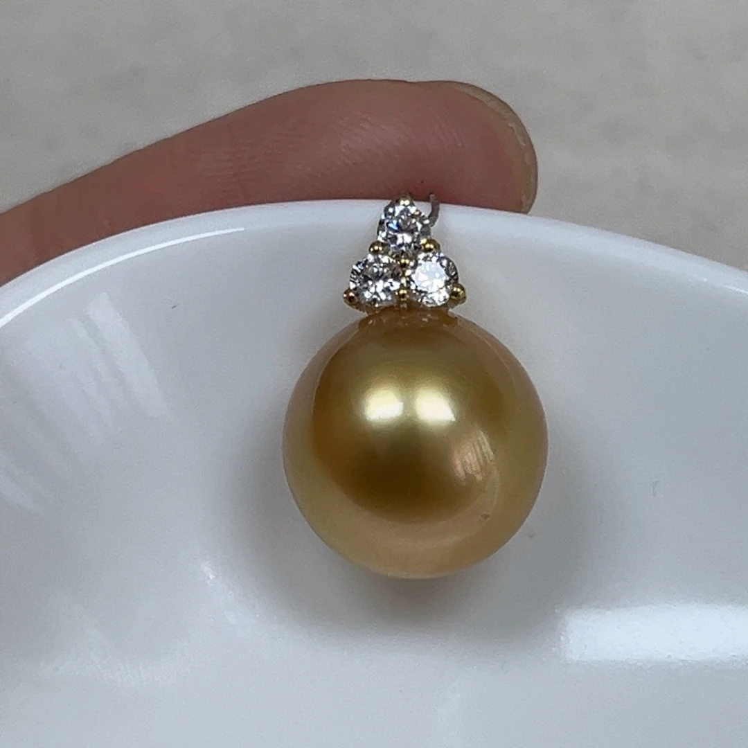 吊坠(不含链)18K金镶嵌海水珍珠12.5mm