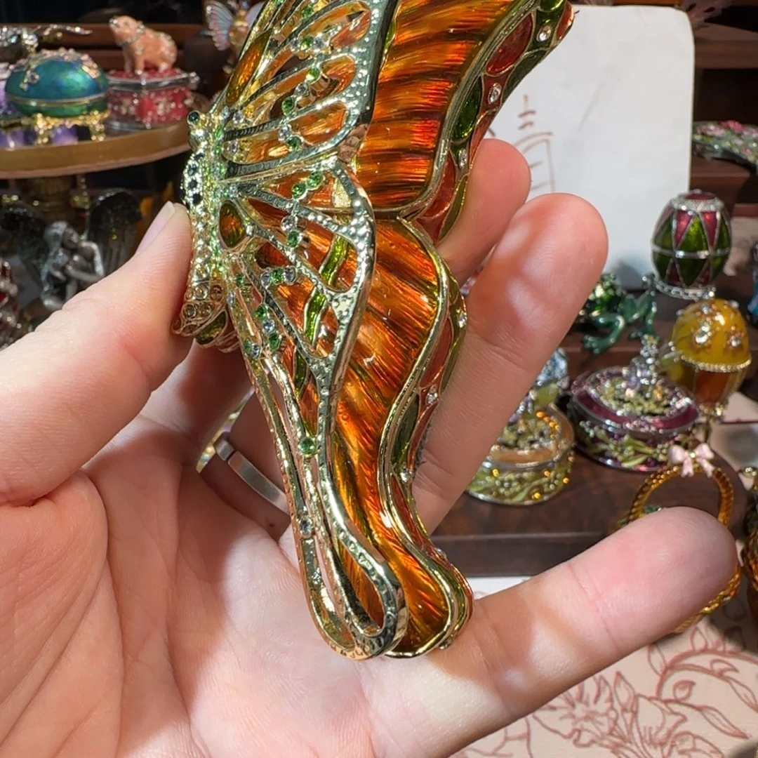 手工制品请勿吹毛求疵