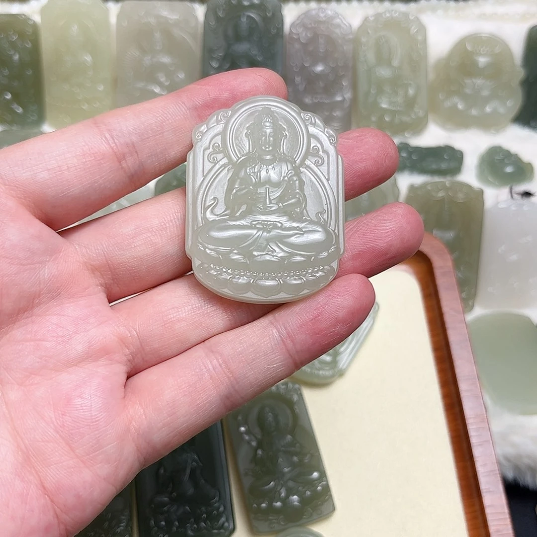 ༺***༻和田玉未镶嵌颈饰