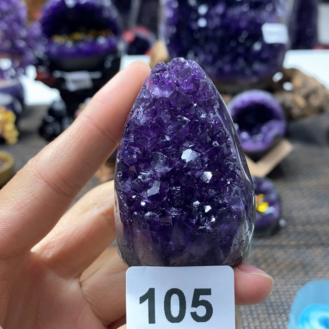 紫晶未镶嵌大型摆件（非配饰）