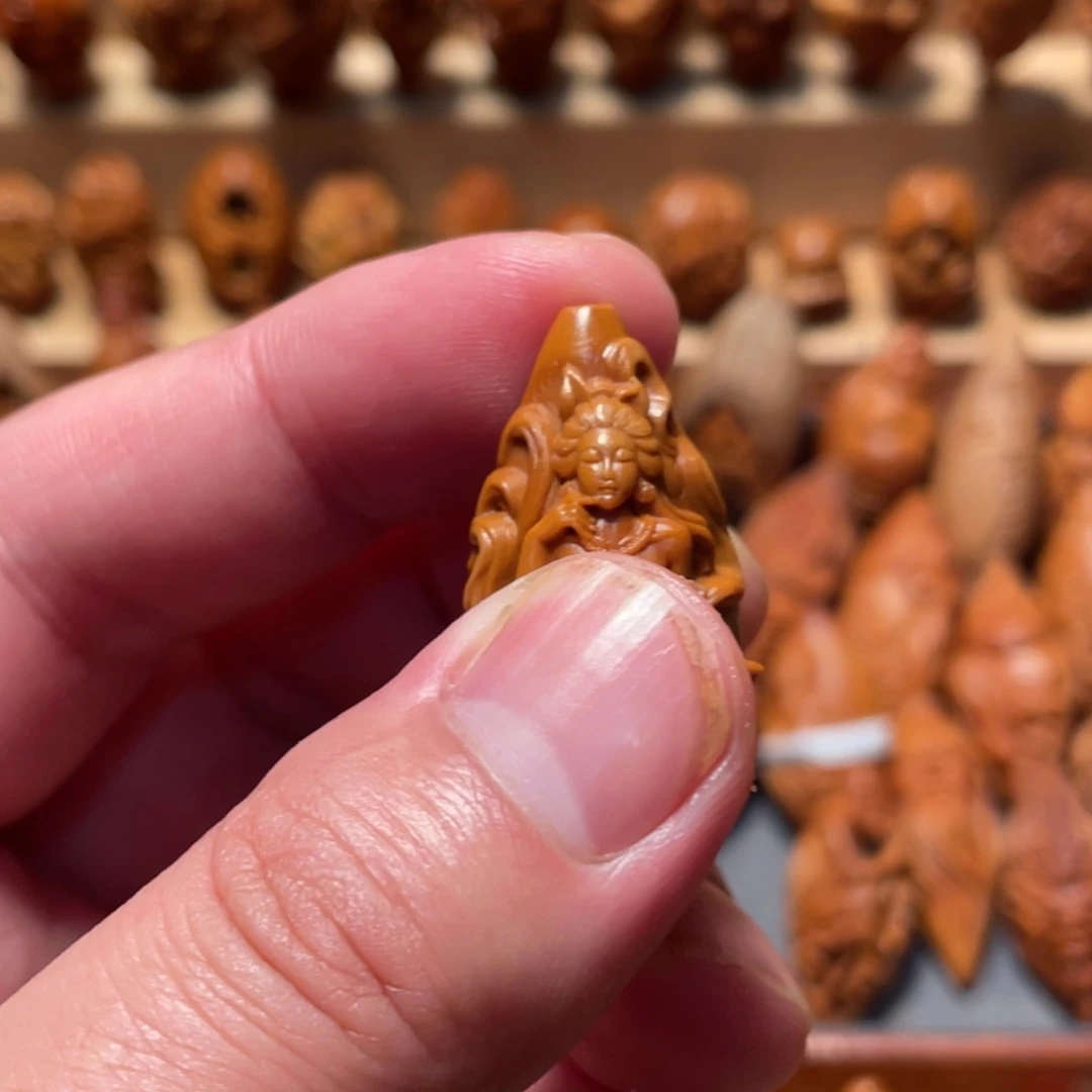 橄榄核手串/手链九尾美女