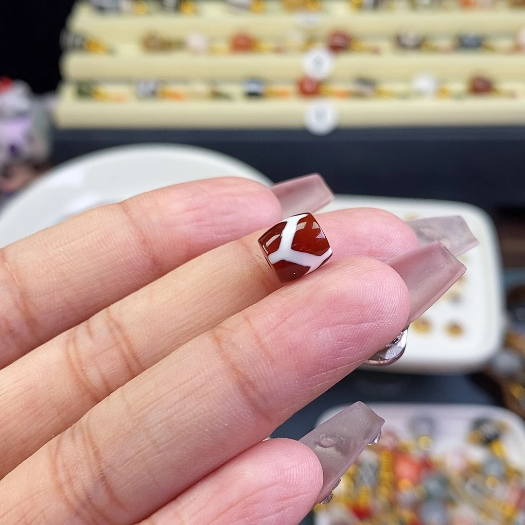 玛瑙/玉髓未镶嵌颈饰7.8x8