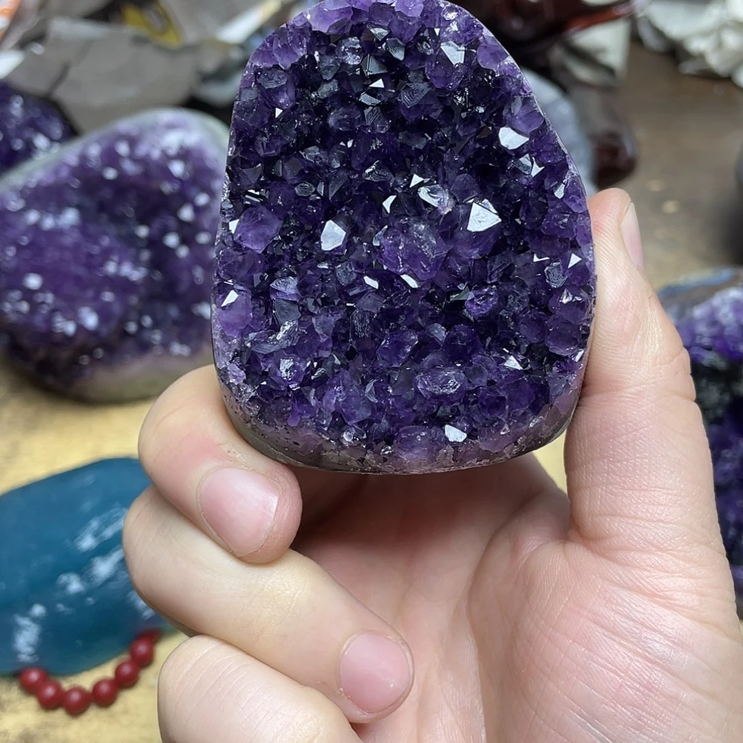 紫晶大型摆件（非配饰）未镶嵌