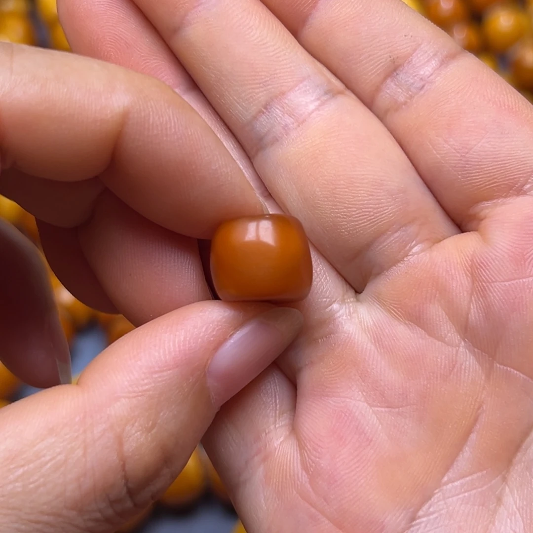我***邪蜜蜡吊坠(不含链)未镶嵌