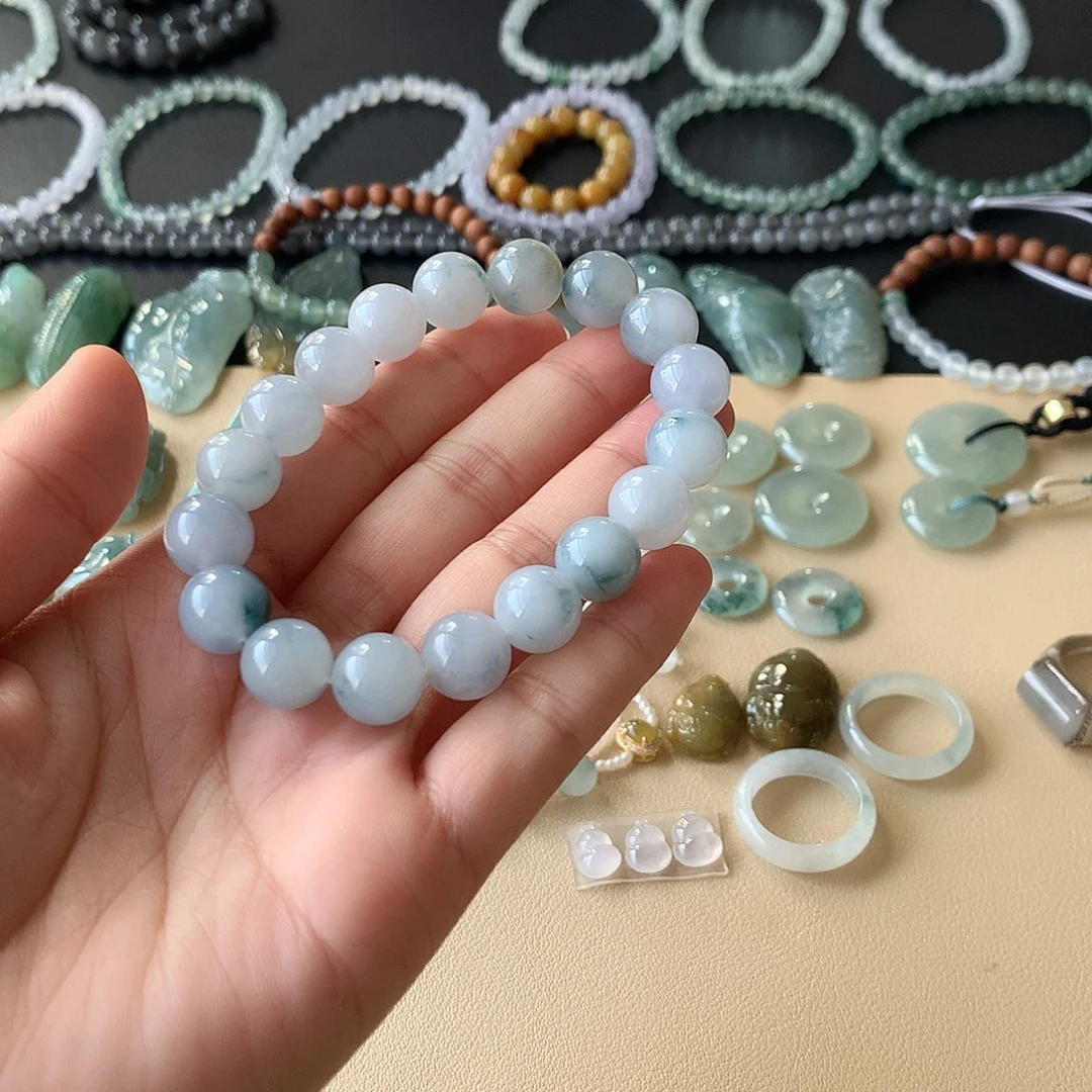 翡翠未镶嵌颈饰手串