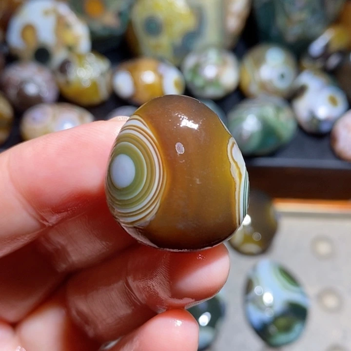 未镶嵌玛瑙/玉髓珠宝半成品42