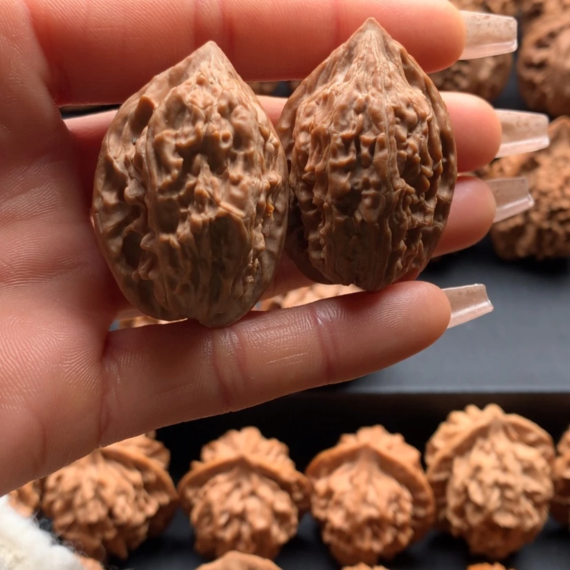 【闪购商品】文玩核桃把件一***山文玩核桃