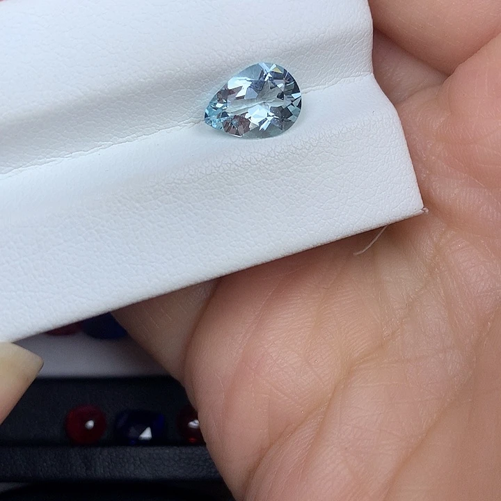 海蓝宝石裸石1.63ct海蓝宝水滴