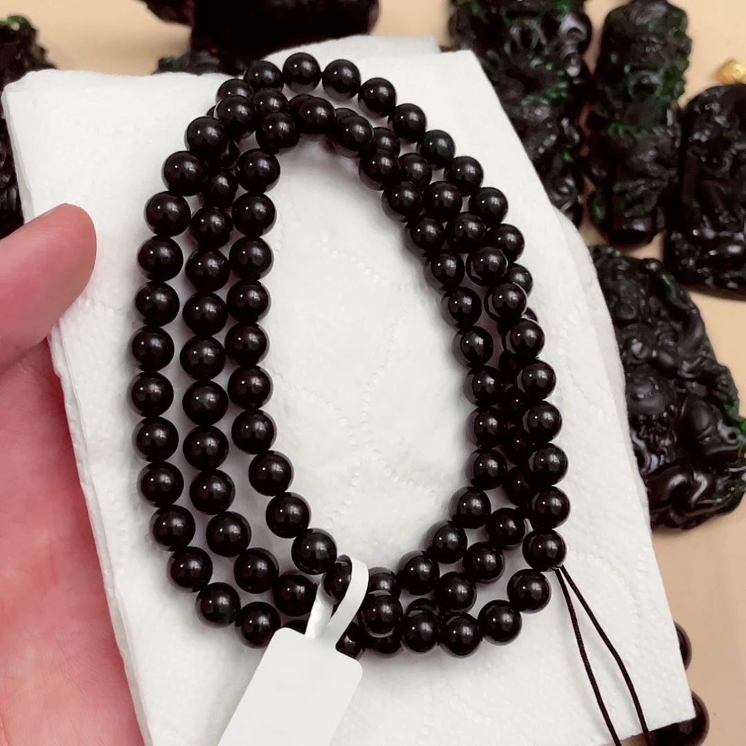 翡翠颈饰未镶嵌佛*翡翠