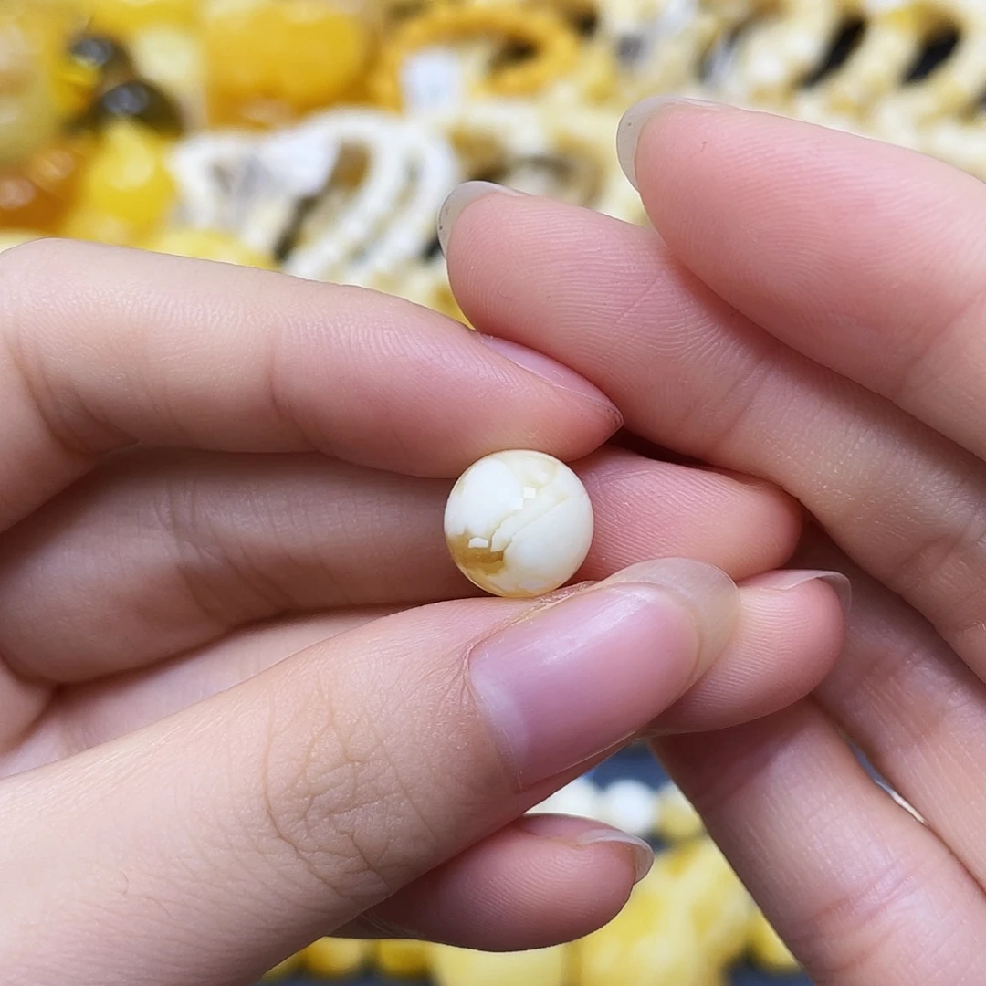 裸石蜜蜡未镶嵌圆珠10.3mm矿灰