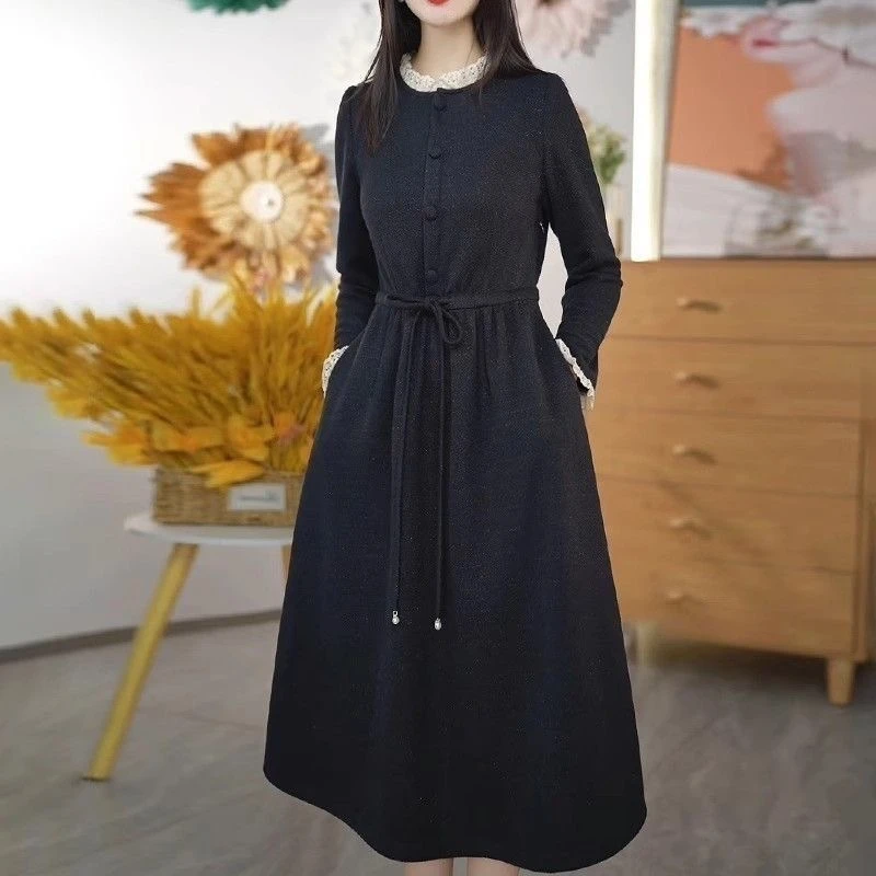 H1170 2024秋冬季新款高级感通勤气质连衣裙