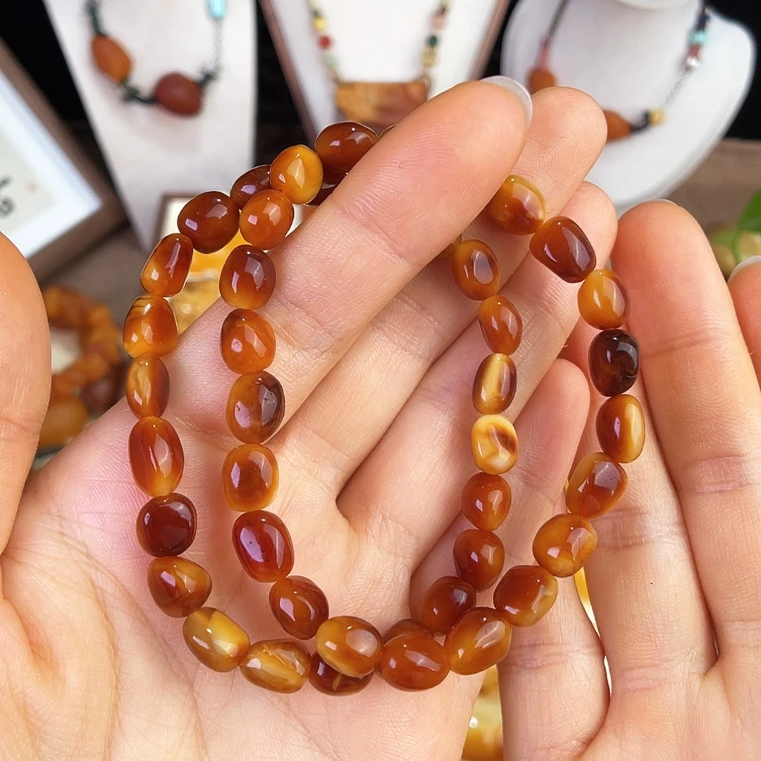 未镶嵌琥珀珠宝奇石多样性发一条