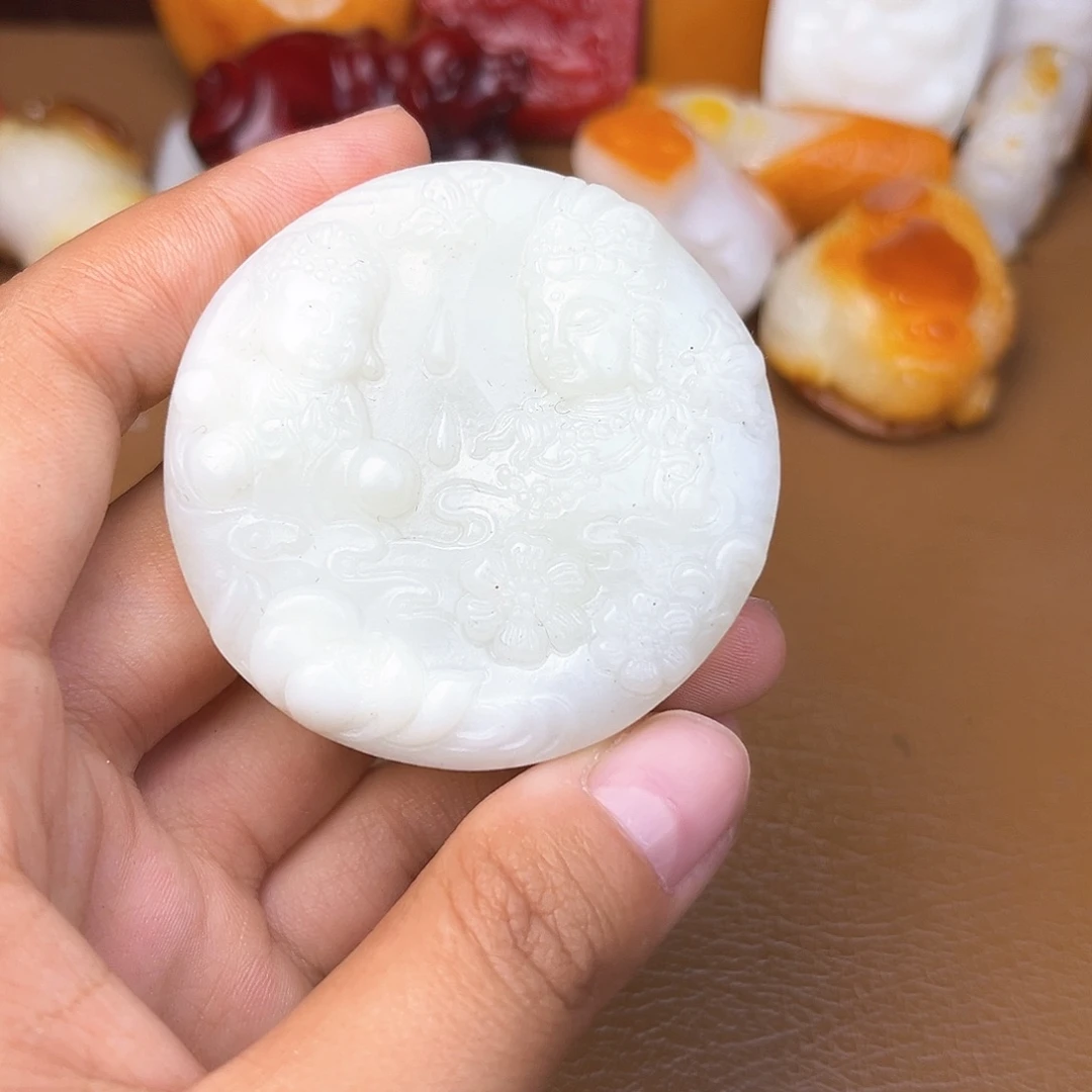 和田玉颈饰未镶嵌