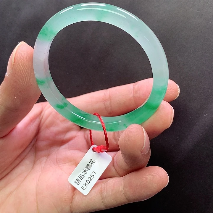 未镶嵌手镯石英质玉会**茶