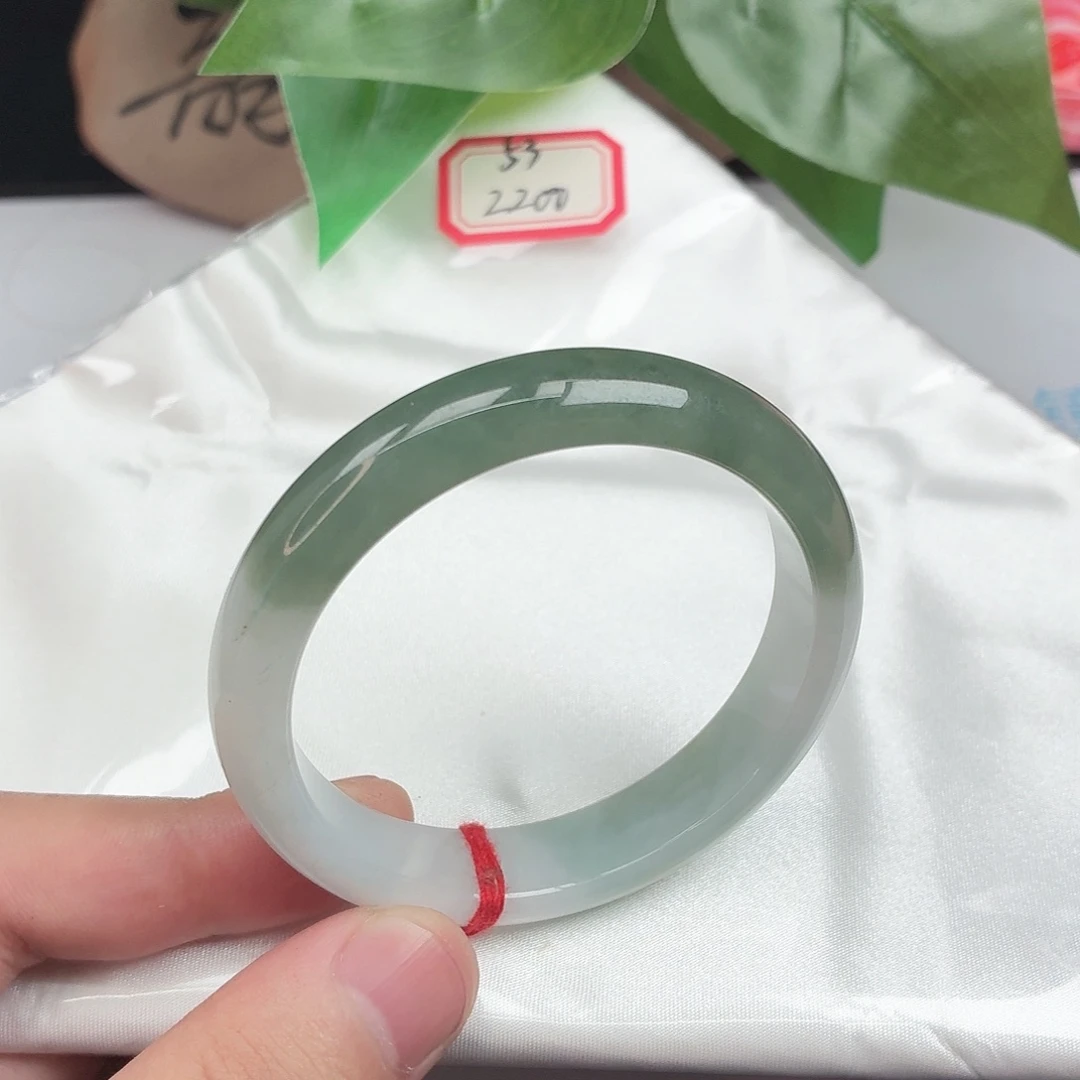 翡翠未镶嵌手镯正圈002