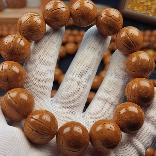 桃核吊坠大***飞18桃核手串