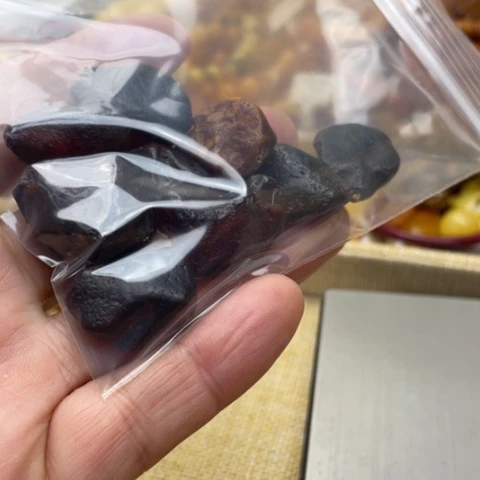 手串琥珀未镶嵌品**乐吊坠
