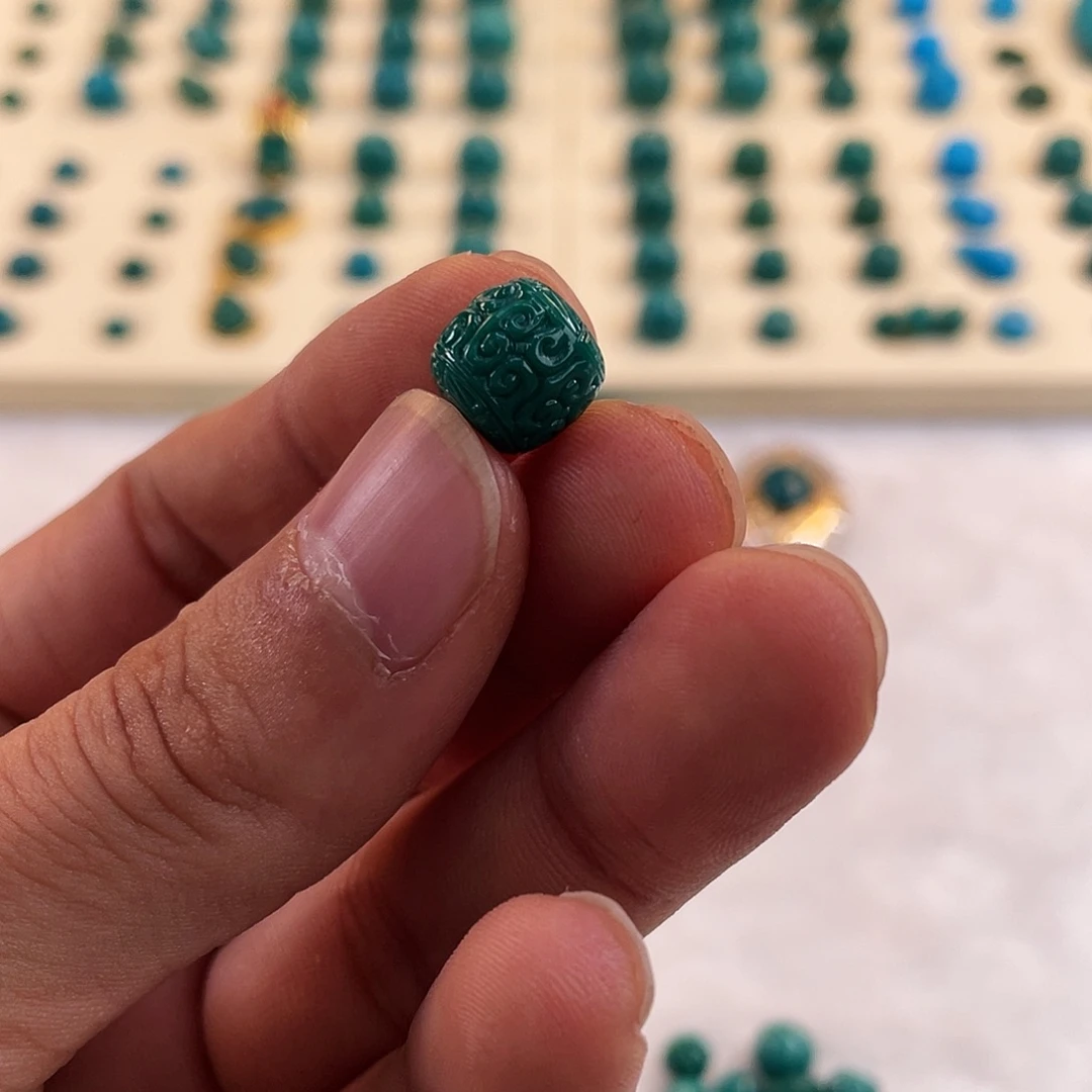 绿松石未镶嵌耳饰