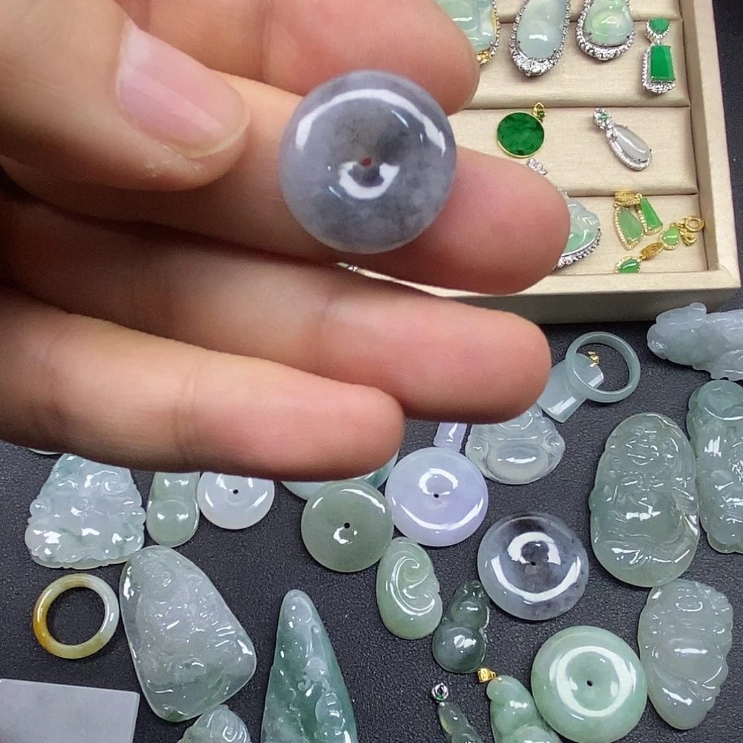 翡翠未镶嵌颈饰天然缅甸翡翠A货漏个