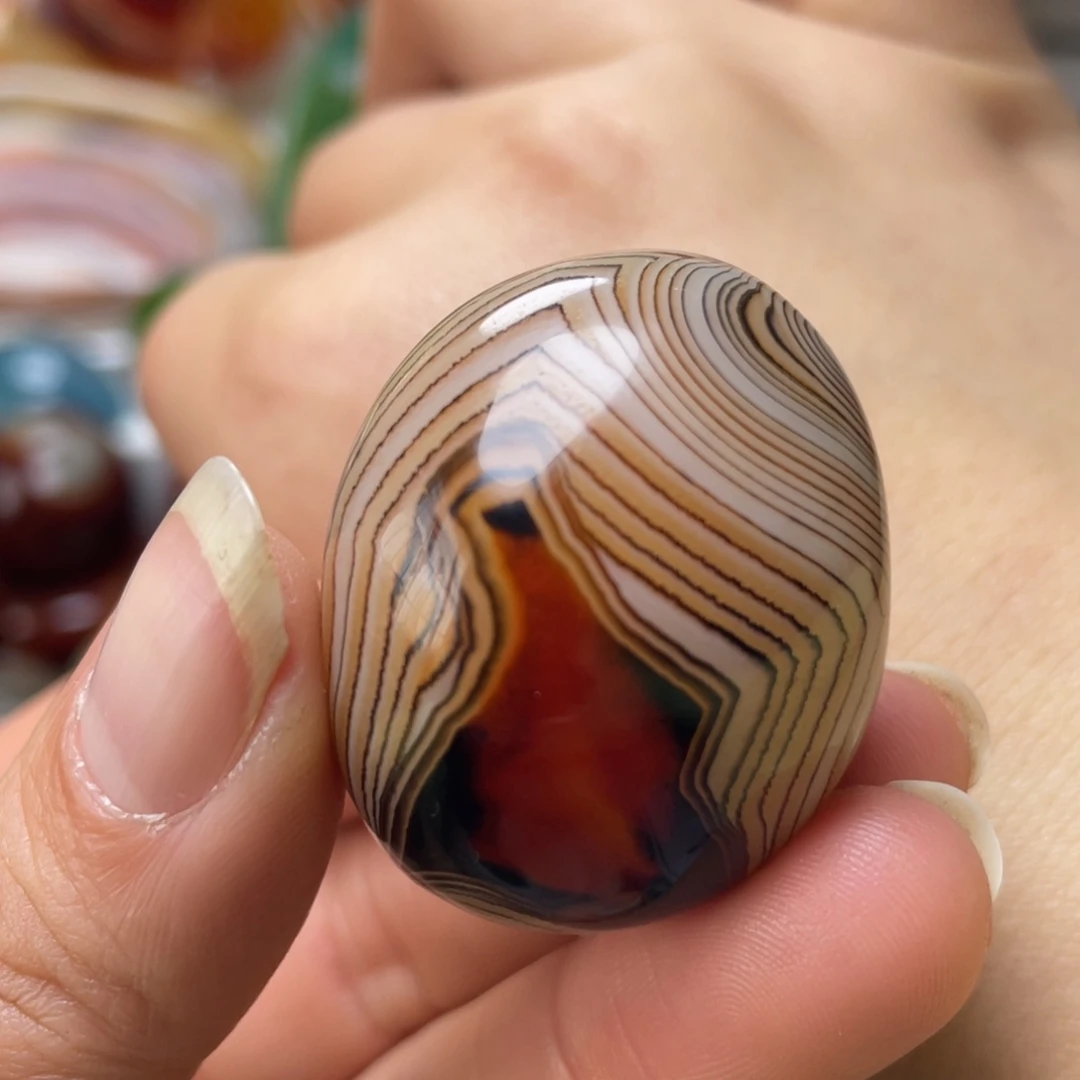 玛瑙/玉髓未镶嵌珠宝奇石