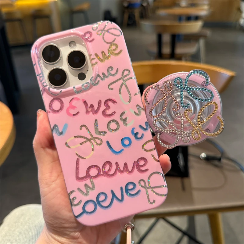 日韩轻奢少女粉字母适用iPhone16promax苹果15手机壳14短钻支架13