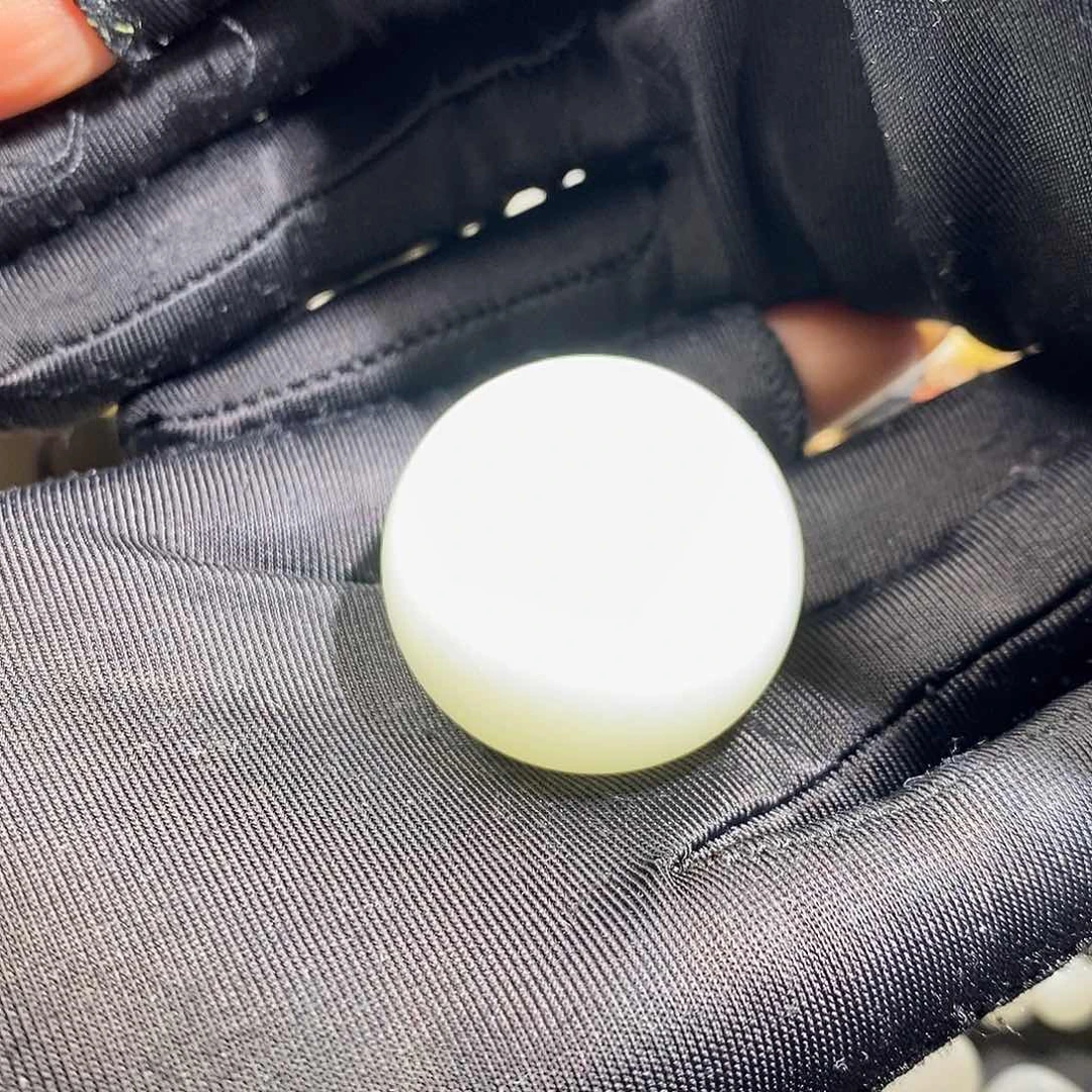 和田玉颈饰未镶嵌北***哥