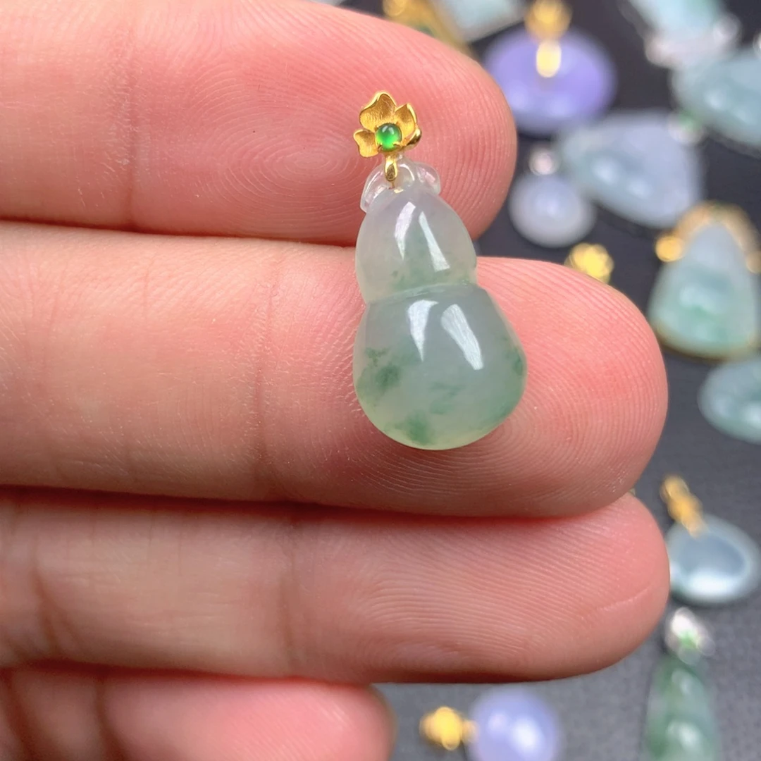 【闪购商品】翡翠18K金镶嵌颈饰翡翠