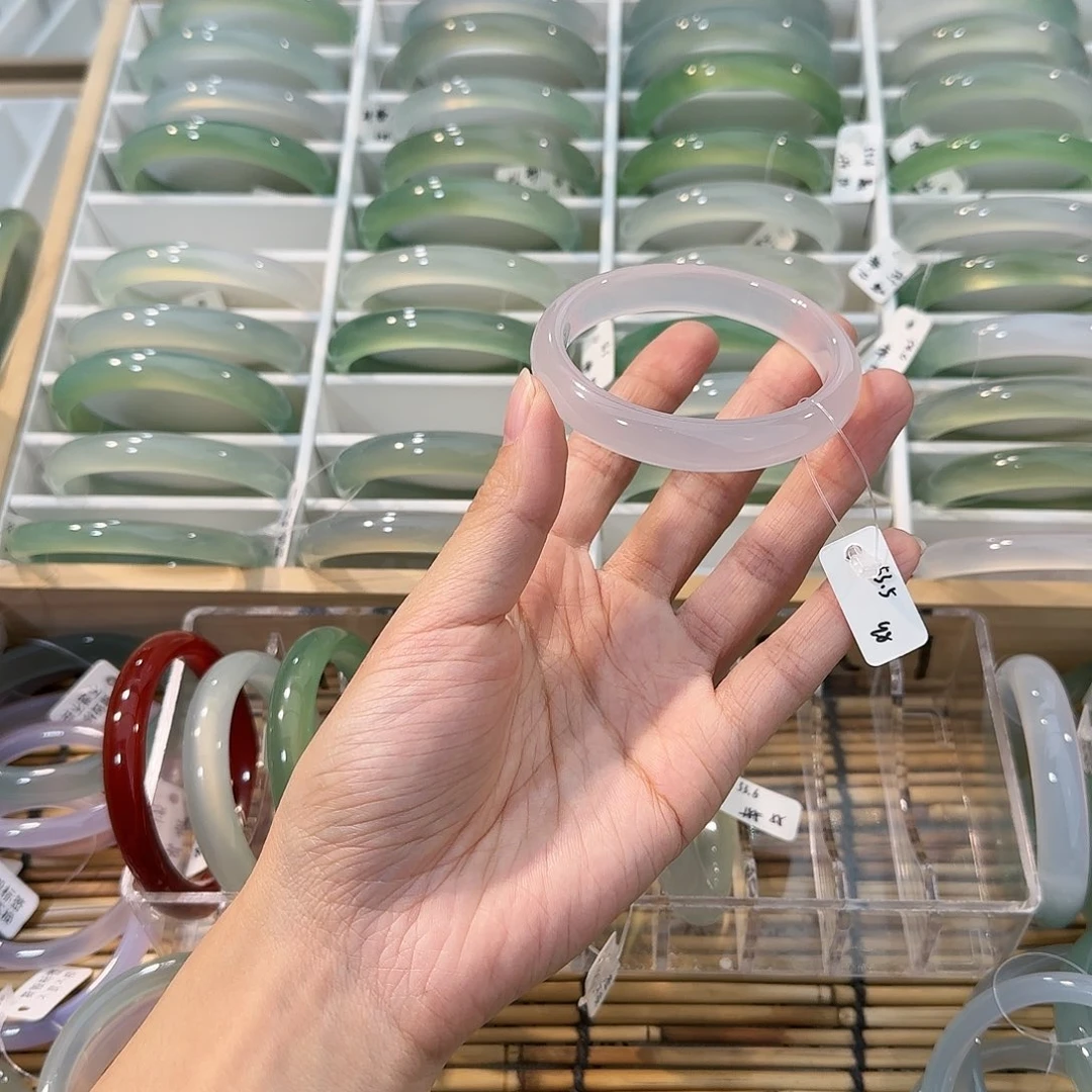 玛瑙/玉髓未镶嵌手镯圈口53.5