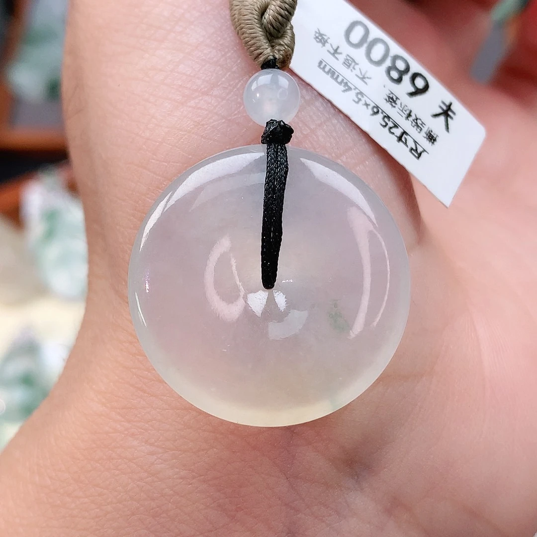 颈饰未镶嵌翡翠扣