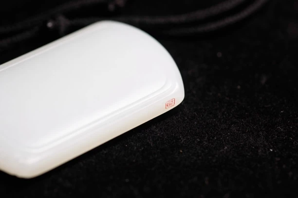 和田玉白玉平安无事牌