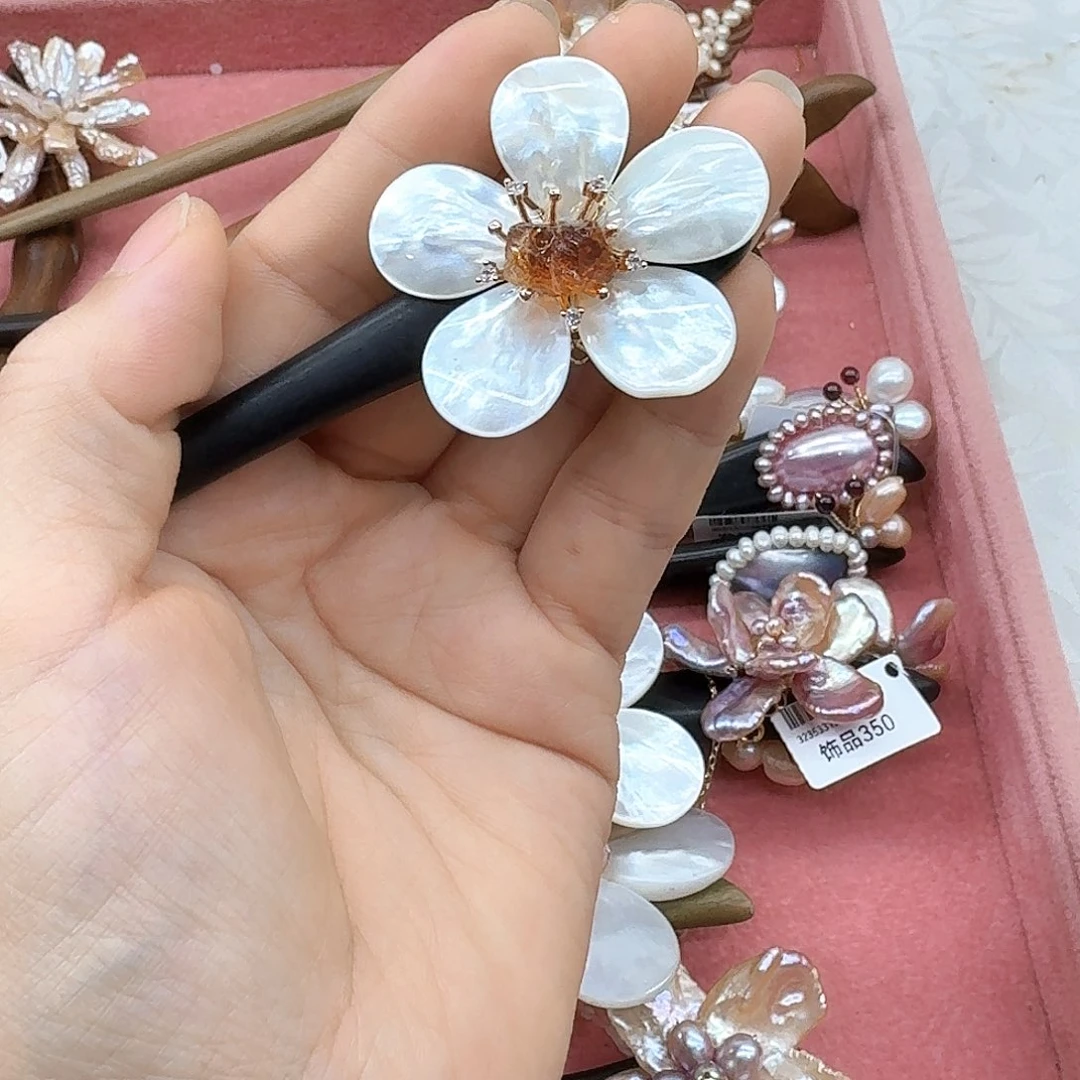茉***开未镶嵌淡水珍珠发饰