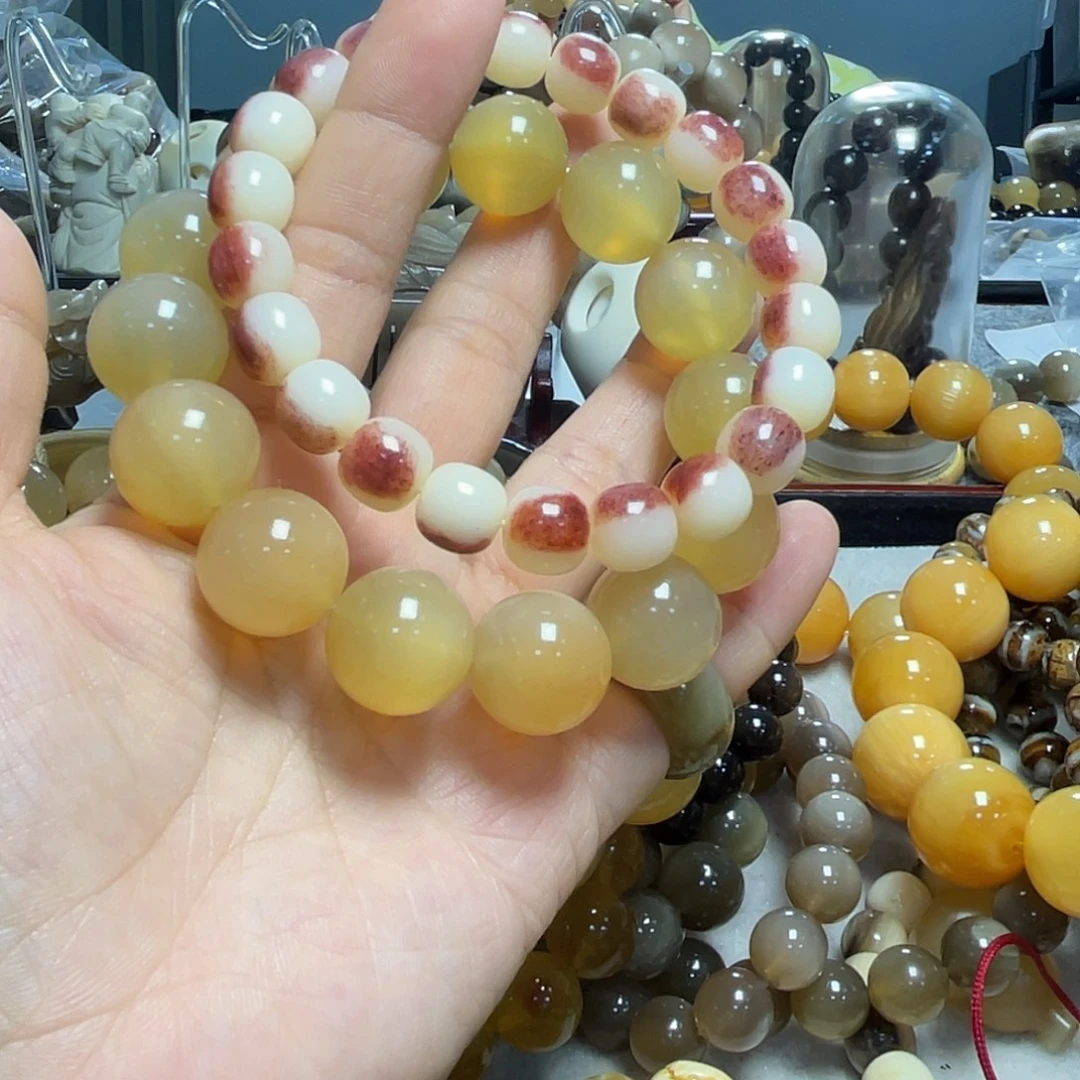 咖***石英石纯铜羊角1.6高冰，驼骨1.0原血