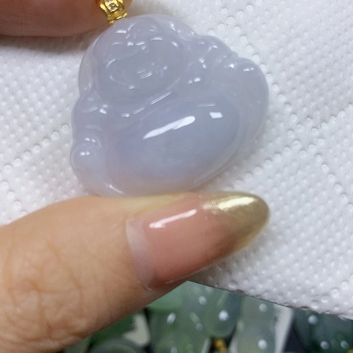 翡翠未镶嵌颈饰挂件
