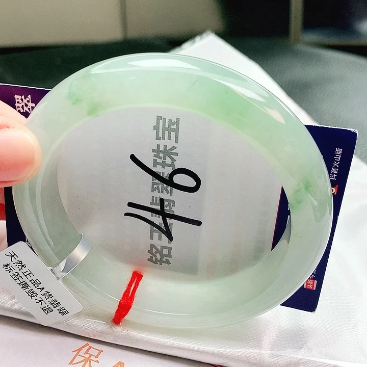 翡翠未镶嵌手镯缅甸天然a货翡翠手镯