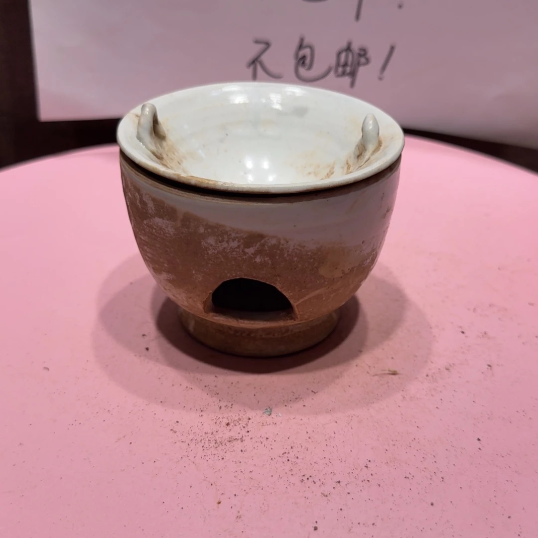 陶其他漂亮的小瓷瓶子